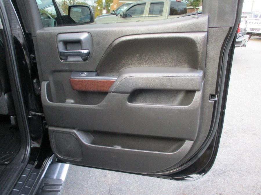 2015 GMC Sierra 1500 4WD Crew Cab 143.5" SLT, available for sale in Suffield, Connecticut | Suffield Auto LLC. Suffield, Connecticut 2015 GMC Sierra 1500 4WD Crew Cab 143.5" SLT, available for sale in Suffield, Connecticut | Suffield Auto LLC. Suffield, Connecticut