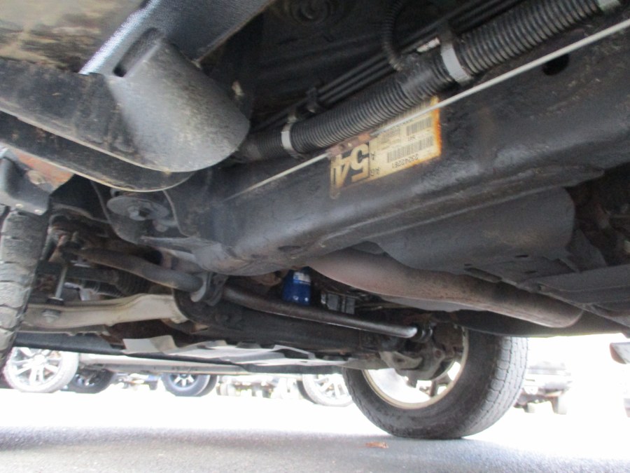 2015 GMC Sierra 1500 4WD Crew Cab 143.5" SLT, available for sale in Suffield, Connecticut | Suffield Auto LLC. Suffield, Connecticut 2015 GMC Sierra 1500 4WD Crew Cab 143.5" SLT, available for sale in Suffield, Connecticut | Suffield Auto LLC. Suffield, Connecticut