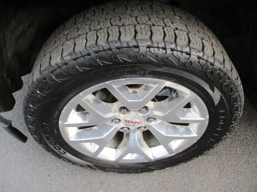 2015 GMC Sierra 1500 4WD Crew Cab 143.5" SLT, available for sale in Suffield, Connecticut | Suffield Auto LLC. Suffield, Connecticut 2015 GMC Sierra 1500 4WD Crew Cab 143.5" SLT, available for sale in Suffield, Connecticut | Suffield Auto LLC. Suffield, Connecticut