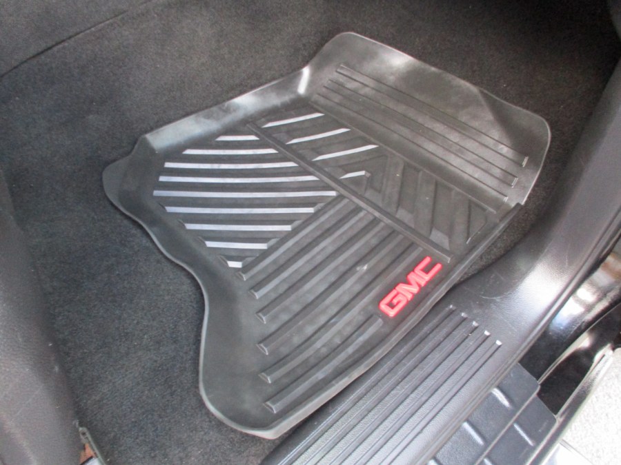 2015 GMC Sierra 1500 4WD Crew Cab 143.5" SLT, available for sale in Suffield, Connecticut | Suffield Auto LLC. Suffield, Connecticut 2015 GMC Sierra 1500 4WD Crew Cab 143.5" SLT, available for sale in Suffield, Connecticut | Suffield Auto LLC. Suffield, Connecticut