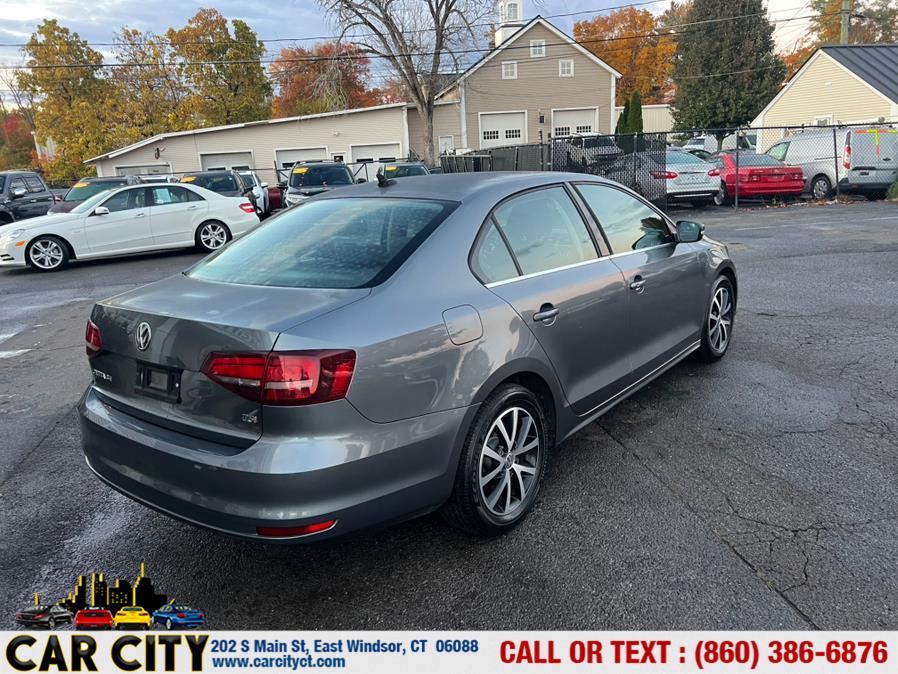 2017 Volkswagen Jetta 1.4T SE photo 3