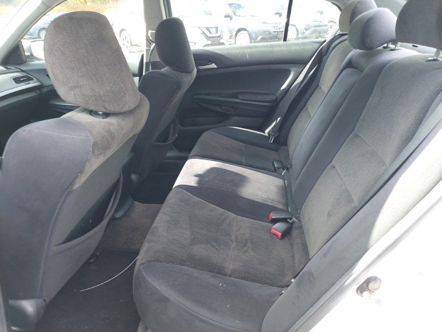 2010 Honda Accord Sdn 4dr I4 Auto LX, available for sale in East Windsor, Connecticut | United Auto Sales of E Windsor, Inc. East Windsor, Connecticut 2010 Honda Accord Sdn 4dr I4 Auto LX, available for sale in East Windsor, Connecticut | United Auto Sales of E Windsor, Inc. East Windsor, Connecticut