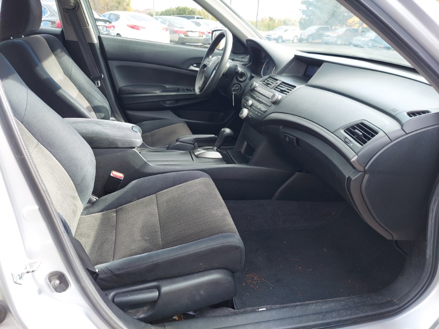 2010 Honda Accord Sdn 4dr I4 Auto LX, available for sale in East Windsor, Connecticut | United Auto Sales of E Windsor, Inc. East Windsor, Connecticut 2010 Honda Accord Sdn 4dr I4 Auto LX, available for sale in East Windsor, Connecticut | United Auto Sales of E Windsor, Inc. East Windsor, Connecticut
