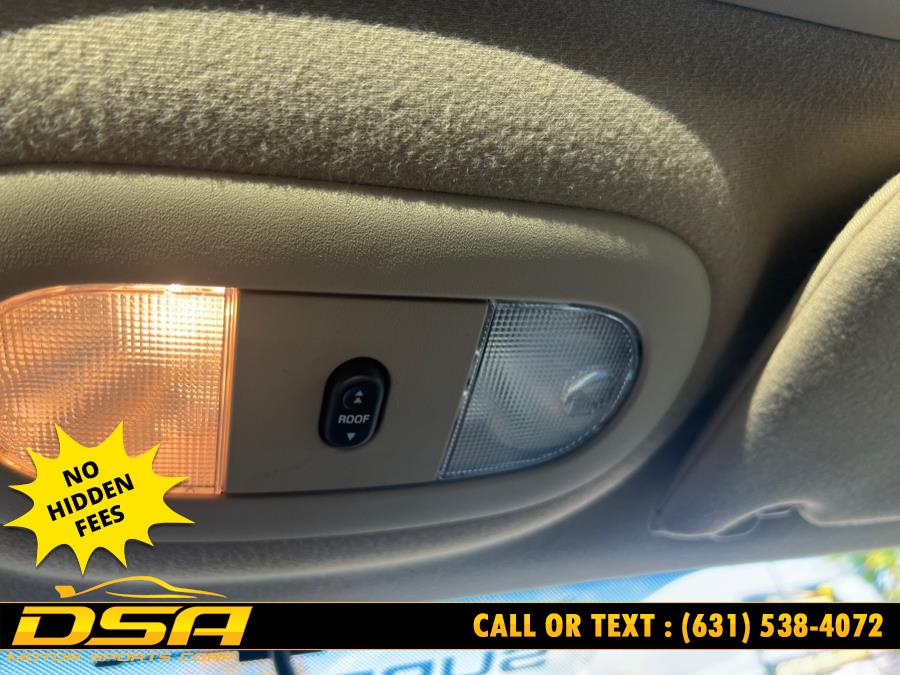 2010 Ford Super Duty F-250 SRW 4WD Crew Cab 156" Lariat, available for sale in Commack, New York | DSA Motor Sports Corp. Commack, New York 2010 Ford Super Duty F-250 SRW 4WD Crew Cab 156" Lariat, available for sale in Commack, New York | DSA Motor Sports Corp. Commack, New York