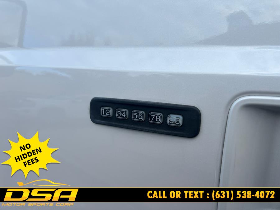 2010 Ford Super Duty F-250 SRW 4WD Crew Cab 156" Lariat, available for sale in Commack, New York | DSA Motor Sports Corp. Commack, New York 2010 Ford Super Duty F-250 SRW 4WD Crew Cab 156" Lariat, available for sale in Commack, New York | DSA Motor Sports Corp. Commack, New York