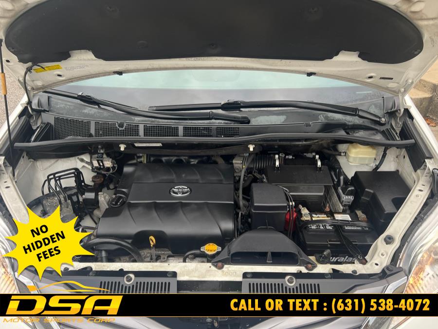 2015 Toyota Sienna 5dr 7-Pass Van XLE Premium AWD (Natl), available for sale in Commack, New York | DSA Motor Sports Corp. Commack, New York 2015 Toyota Sienna 5dr 7-Pass Van XLE Premium AWD (Natl), available for sale in Commack, New York | DSA Motor Sports Corp. Commack, New York