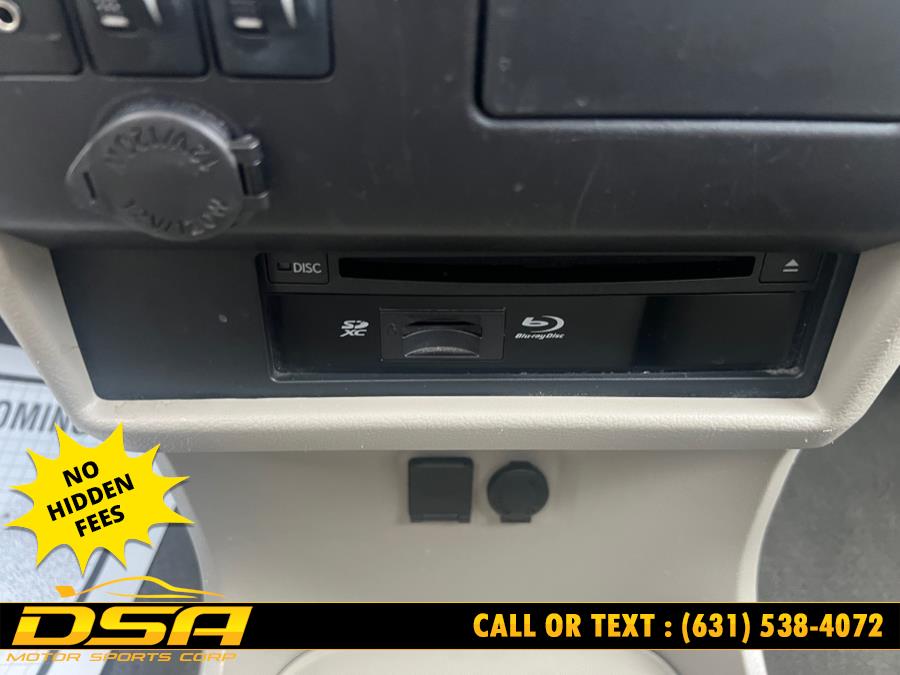 2015 Toyota Sienna 5dr 7-Pass Van XLE Premium AWD (Natl), available for sale in Commack, New York | DSA Motor Sports Corp. Commack, New York 2015 Toyota Sienna 5dr 7-Pass Van XLE Premium AWD (Natl), available for sale in Commack, New York | DSA Motor Sports Corp. Commack, New York