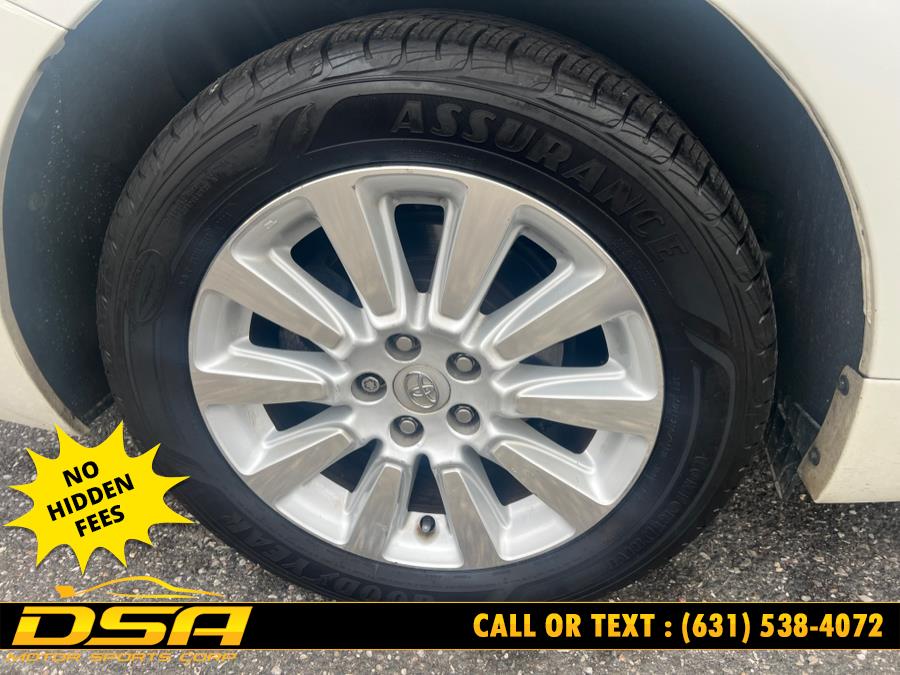 2015 Toyota Sienna 5dr 7-Pass Van XLE Premium AWD (Natl), available for sale in Commack, New York | DSA Motor Sports Corp. Commack, New York 2015 Toyota Sienna 5dr 7-Pass Van XLE Premium AWD (Natl), available for sale in Commack, New York | DSA Motor Sports Corp. Commack, New York