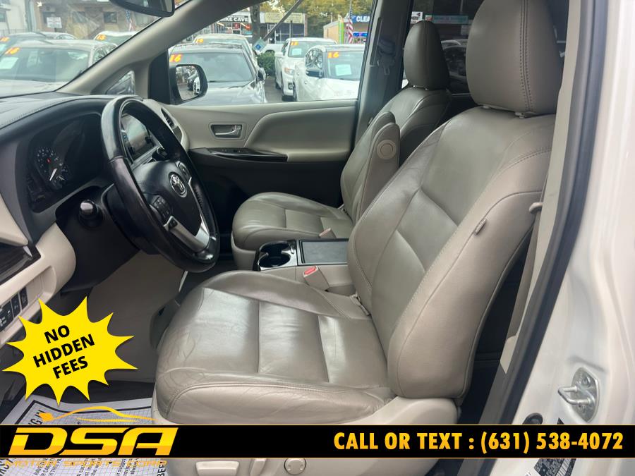 2015 Toyota Sienna 5dr 7-Pass Van XLE Premium AWD (Natl), available for sale in Commack, New York | DSA Motor Sports Corp. Commack, New York 2015 Toyota Sienna 5dr 7-Pass Van XLE Premium AWD (Natl), available for sale in Commack, New York | DSA Motor Sports Corp. Commack, New York