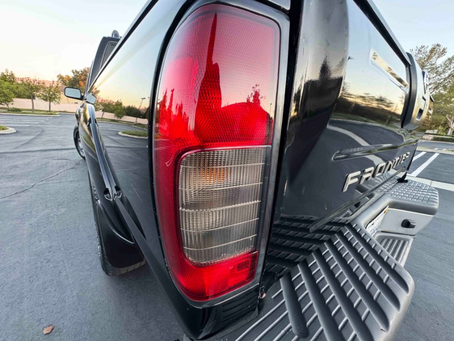 2004 Nissan Frontier 2WD XE Crew Cab V6 Automatic Long Bed, available for sale in Lake Forest, California | Pacific Green Line. Lake Forest, California 2004 Nissan Frontier 2WD XE Crew Cab V6 Automatic Long Bed, available for sale in Lake Forest, California | Pacific Green Line. Lake Forest, California