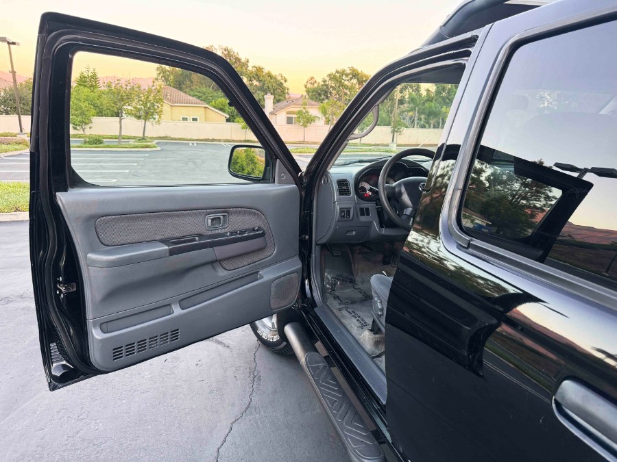 2004 Nissan Frontier 2WD XE Crew Cab V6 Automatic Long Bed, available for sale in Lake Forest, California | Pacific Green Line. Lake Forest, California 2004 Nissan Frontier 2WD XE Crew Cab V6 Automatic Long Bed, available for sale in Lake Forest, California | Pacific Green Line. Lake Forest, California