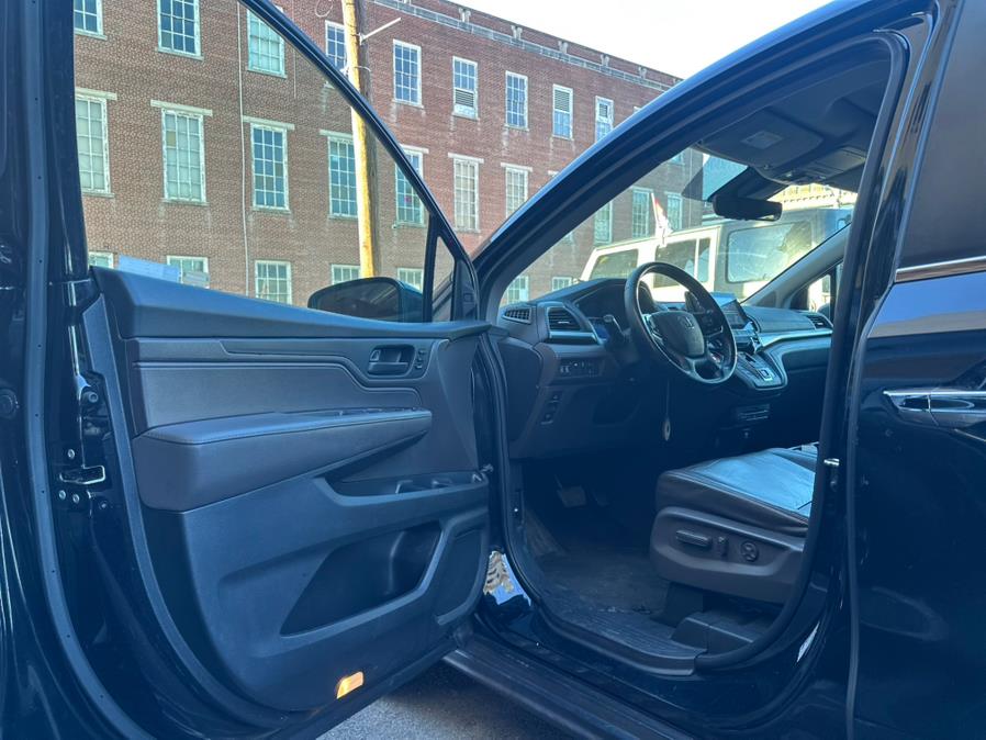 2019 Honda Odyssey EX-L w/Navi/RES Auto, available for sale in Plainfield, New Jersey | Best Cars R Us LLC. Plainfield, New Jersey 2019 Honda Odyssey EX-L w/Navi/RES Auto, available for sale in Plainfield, New Jersey | Best Cars R Us LLC. Plainfield, New Jersey