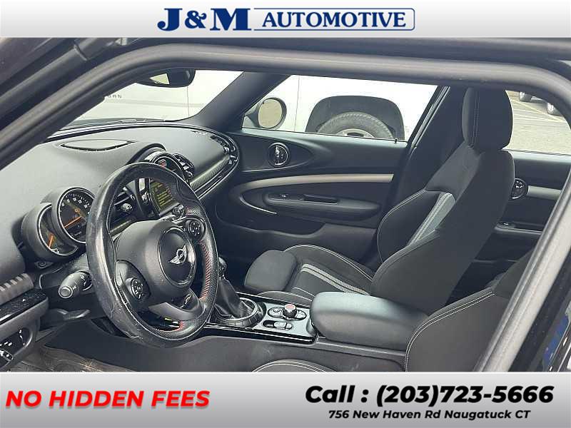 2017 Mini Clubman Base S ALL4 photo 2