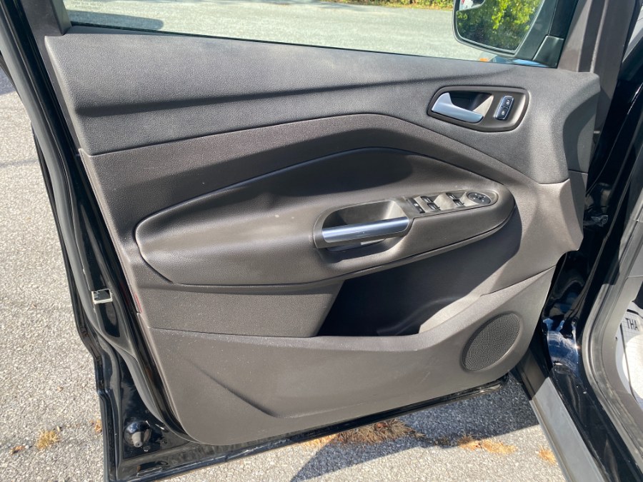 2016 Ford Escape 4WD 4dr SE, available for sale in Bethlehem, Pennsylvania | Best Auto Deals LLC. Bethlehem, Pennsylvania 2016 Ford Escape 4WD 4dr SE, available for sale in Bethlehem, Pennsylvania | Best Auto Deals LLC. Bethlehem, Pennsylvania