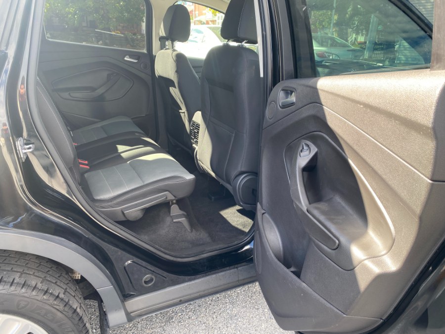 2016 Ford Escape 4WD 4dr SE, available for sale in Bethlehem, Pennsylvania | Best Auto Deals LLC. Bethlehem, Pennsylvania 2016 Ford Escape 4WD 4dr SE, available for sale in Bethlehem, Pennsylvania | Best Auto Deals LLC. Bethlehem, Pennsylvania