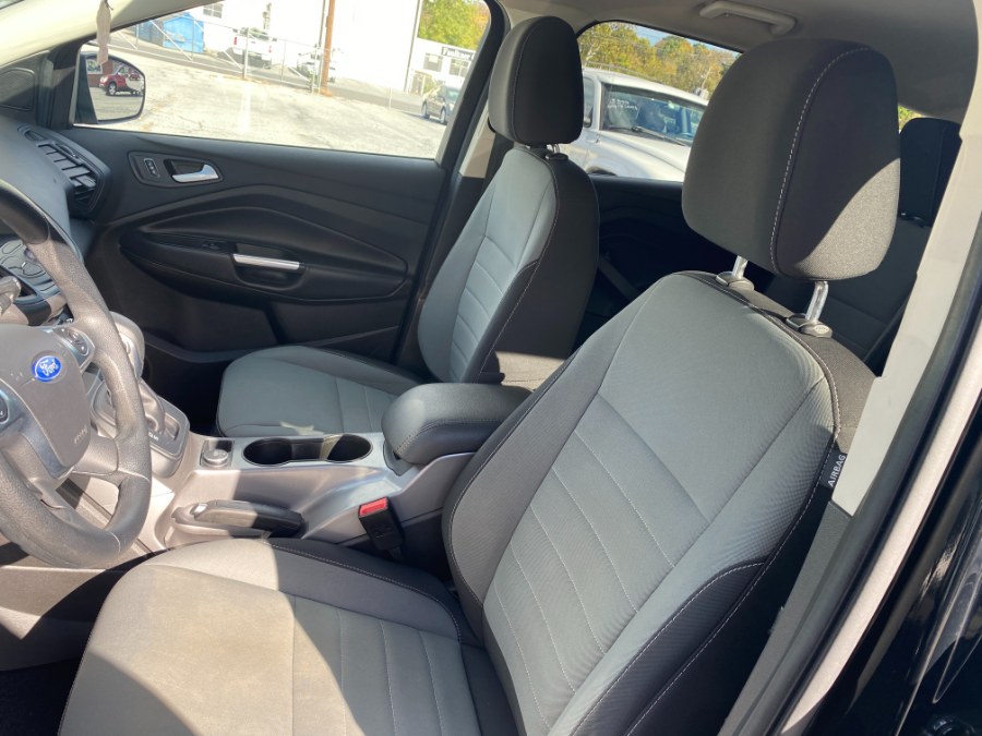 2016 Ford Escape 4WD 4dr SE, available for sale in Bethlehem, Pennsylvania | Best Auto Deals LLC. Bethlehem, Pennsylvania 2016 Ford Escape 4WD 4dr SE, available for sale in Bethlehem, Pennsylvania | Best Auto Deals LLC. Bethlehem, Pennsylvania