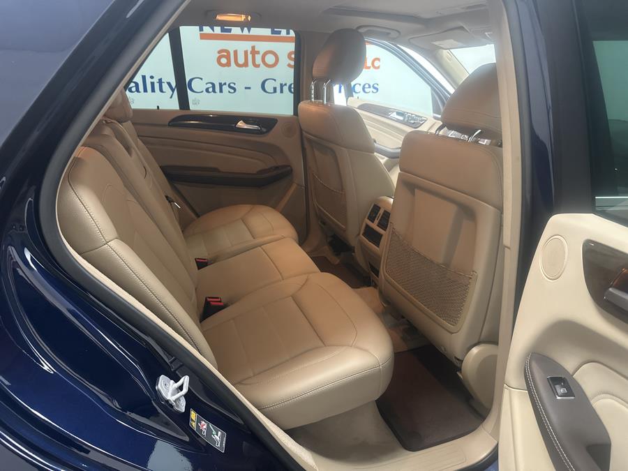 2015 Mercedes-Benz M-Class 4MATIC 4dr ML 350, available for sale in Plainville, Connecticut | New England Auto Sales LLC. Plainville, Connecticut 2015 Mercedes-Benz M-Class 4MATIC 4dr ML 350, available for sale in Plainville, Connecticut | New England Auto Sales LLC. Plainville, Connecticut