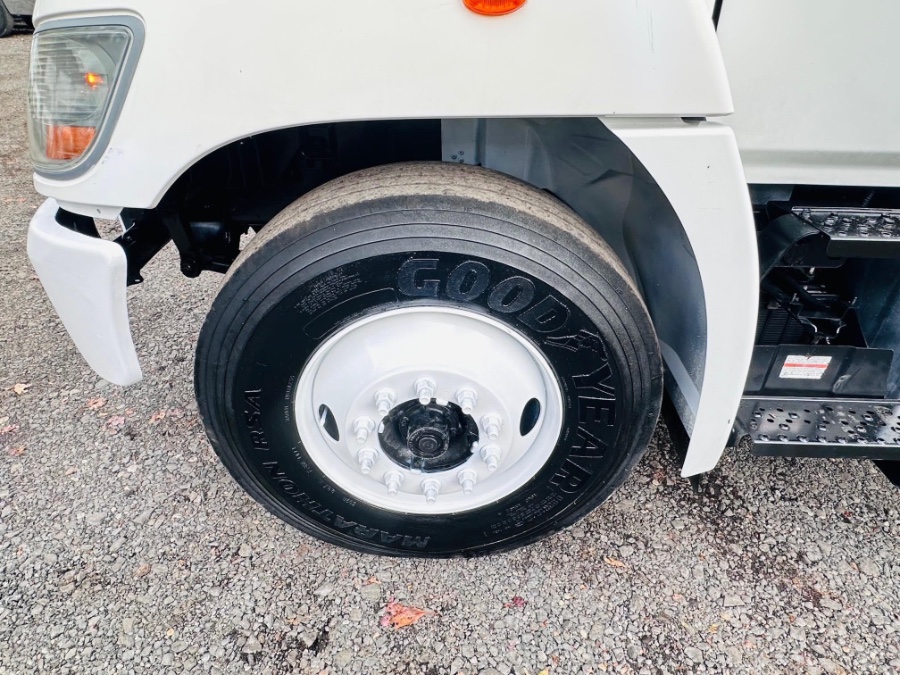 2017 HINO 268A 26 FEET DRY BOX + LIFT GATE + NO CDL, available for sale in South Amboy, New Jersey | NJ Truck Spot. South Amboy, New Jersey 2017 HINO 268A 26 FEET DRY BOX + LIFT GATE + NO CDL, available for sale in South Amboy, New Jersey | NJ Truck Spot. South Amboy, New Jersey