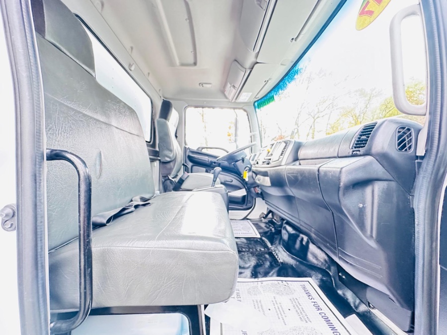 2017 HINO 268A 26 FEET DRY BOX + LIFT GATE + NO CDL, available for sale in South Amboy, New Jersey | NJ Truck Spot. South Amboy, New Jersey 2017 HINO 268A 26 FEET DRY BOX + LIFT GATE + NO CDL, available for sale in South Amboy, New Jersey | NJ Truck Spot. South Amboy, New Jersey