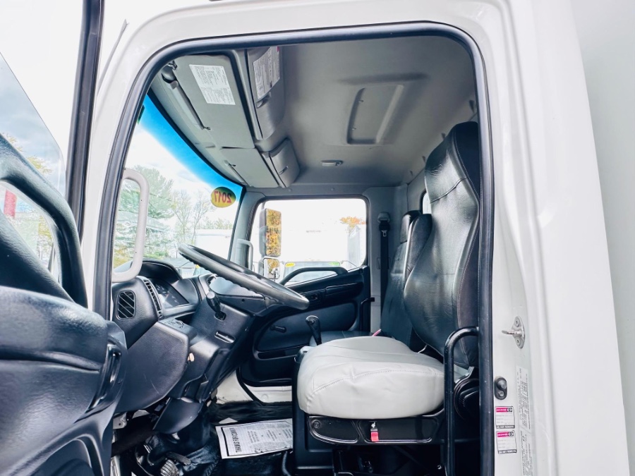 2017 HINO 268A 26 FEET DRY BOX + LIFT GATE + NO CDL, available for sale in South Amboy, New Jersey | NJ Truck Spot. South Amboy, New Jersey 2017 HINO 268A 26 FEET DRY BOX + LIFT GATE + NO CDL, available for sale in South Amboy, New Jersey | NJ Truck Spot. South Amboy, New Jersey