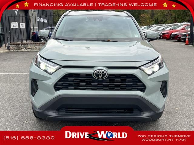 2023 Toyota RAV4 XLE photo 2