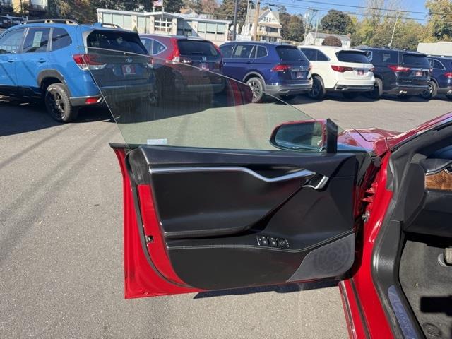 2017 Tesla Model s 100D, available for sale in Stratford, Connecticut | Wiz Leasing Inc. Stratford, Connecticut 2017 Tesla Model s 100D, available for sale in Stratford, Connecticut | Wiz Leasing Inc. Stratford, Connecticut