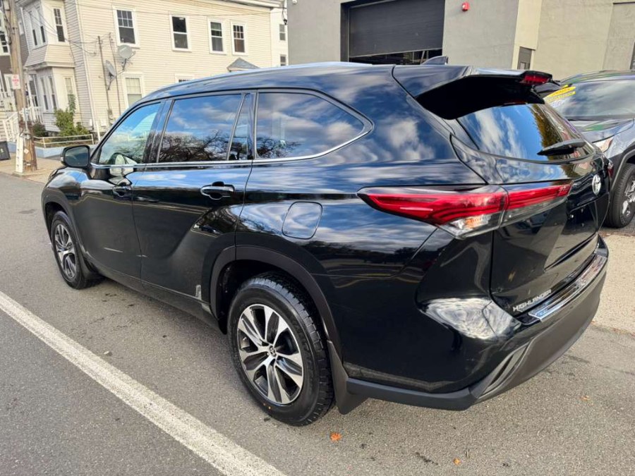 2020 Toyota Highlander XLE AWD (Natl), available for sale in Peabody, Massachusetts | New Star Motors. Peabody, Massachusetts 2020 Toyota Highlander XLE AWD (Natl), available for sale in Peabody, Massachusetts | New Star Motors. Peabody, Massachusetts