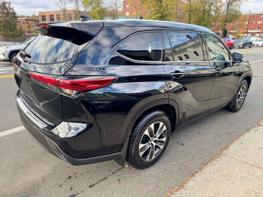 2020 Toyota Highlander XLE AWD (Natl), available for sale in Peabody, Massachusetts | New Star Motors. Peabody, Massachusetts 2020 Toyota Highlander XLE AWD (Natl), available for sale in Peabody, Massachusetts | New Star Motors. Peabody, Massachusetts