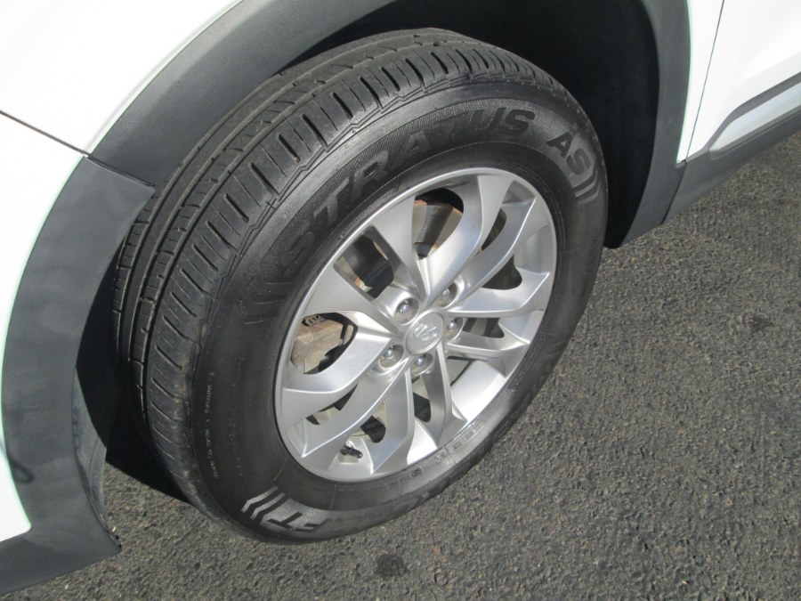 2019 Hyundai Santa Fe SEL 2.4L Auto AWD, available for sale in Levittown, Pennsylvania | Levittown Auto. Levittown, Pennsylvania 2019 Hyundai Santa Fe SEL 2.4L Auto AWD, available for sale in Levittown, Pennsylvania | Levittown Auto. Levittown, Pennsylvania