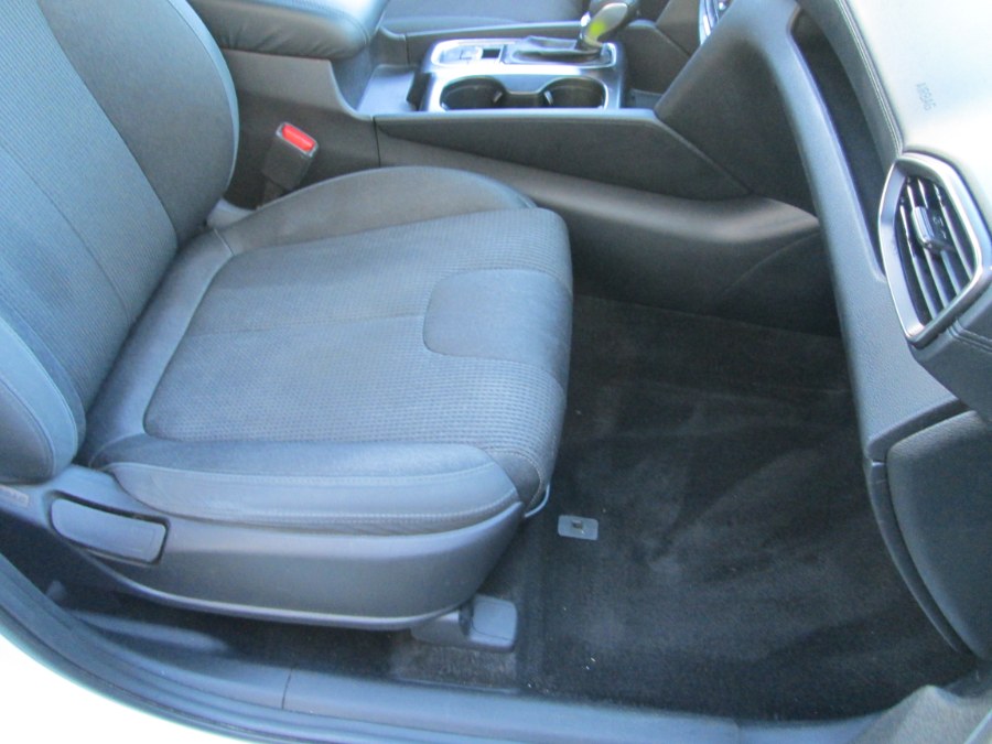 2019 Hyundai Santa Fe SEL 2.4L Auto AWD, available for sale in Levittown, Pennsylvania | Levittown Auto. Levittown, Pennsylvania 2019 Hyundai Santa Fe SEL 2.4L Auto AWD, available for sale in Levittown, Pennsylvania | Levittown Auto. Levittown, Pennsylvania