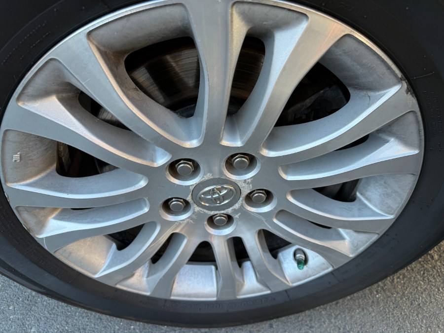2016 Toyota Sienna 5dr 8-Pass Van XLE Premium FWD (Natl), available for sale in Bristol, Connecticut | Bristol Auto Center LLC. Bristol, Connecticut 2016 Toyota Sienna 5dr 8-Pass Van XLE Premium FWD (Natl), available for sale in Bristol, Connecticut | Bristol Auto Center LLC. Bristol, Connecticut