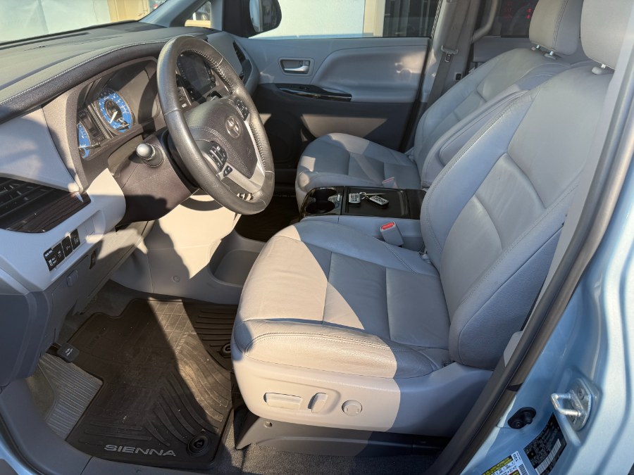 2016 Toyota Sienna 5dr 8-Pass Van XLE Premium FWD (Natl), available for sale in Bristol, Connecticut | Bristol Auto Center LLC. Bristol, Connecticut 2016 Toyota Sienna 5dr 8-Pass Van XLE Premium FWD (Natl), available for sale in Bristol, Connecticut | Bristol Auto Center LLC. Bristol, Connecticut