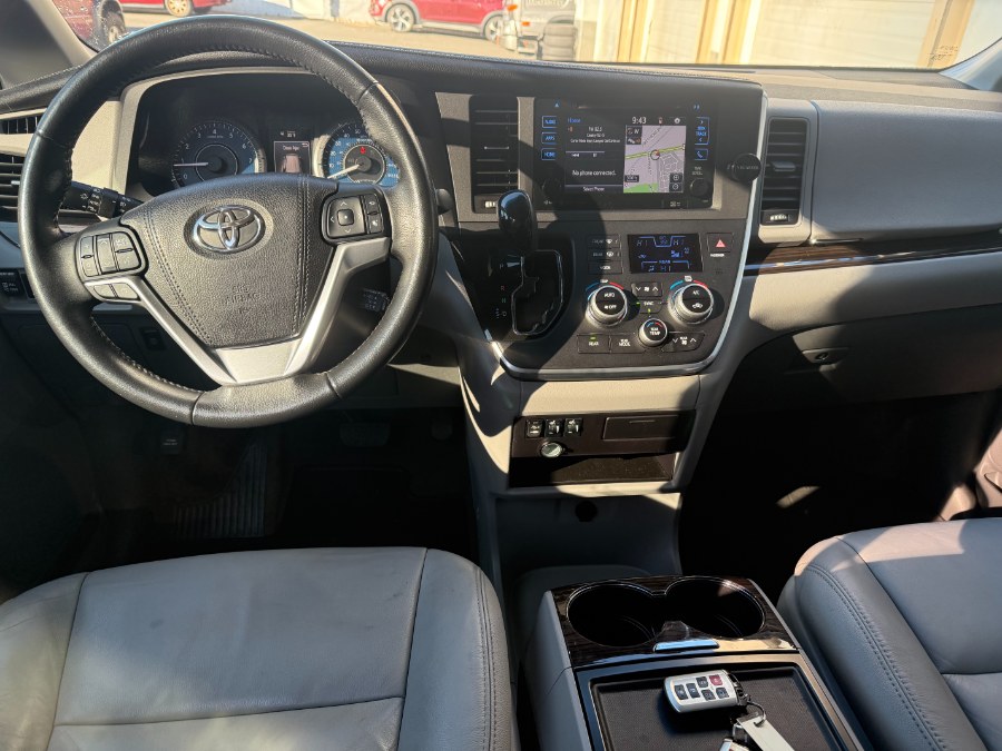 2016 Toyota Sienna 5dr 8-Pass Van XLE Premium FWD (Natl), available for sale in Bristol, Connecticut | Bristol Auto Center LLC. Bristol, Connecticut 2016 Toyota Sienna 5dr 8-Pass Van XLE Premium FWD (Natl), available for sale in Bristol, Connecticut | Bristol Auto Center LLC. Bristol, Connecticut