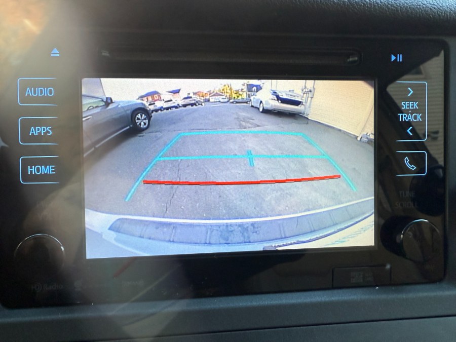 2016 Toyota Sienna 5dr 8-Pass Van XLE Premium FWD (Natl), available for sale in Bristol, Connecticut | Bristol Auto Center LLC. Bristol, Connecticut 2016 Toyota Sienna 5dr 8-Pass Van XLE Premium FWD (Natl), available for sale in Bristol, Connecticut | Bristol Auto Center LLC. Bristol, Connecticut