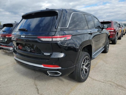 2022 Jeep Grand Cherokee Summit Reserve 4x4, available for sale in Franklin Square, New York | Luxury Motor Club. Franklin Square, New York 2022 Jeep Grand Cherokee Summit Reserve 4x4, available for sale in Franklin Square, New York | Luxury Motor Club. Franklin Square, New York