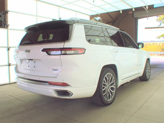 2022 Jeep Grand Cherokee L Summit Reserve 4x4, available for sale in Franklin Square, New York | Luxury Motor Club. Franklin Square, New York 2022 Jeep Grand Cherokee L Summit Reserve 4x4, available for sale in Franklin Square, New York | Luxury Motor Club. Franklin Square, New York