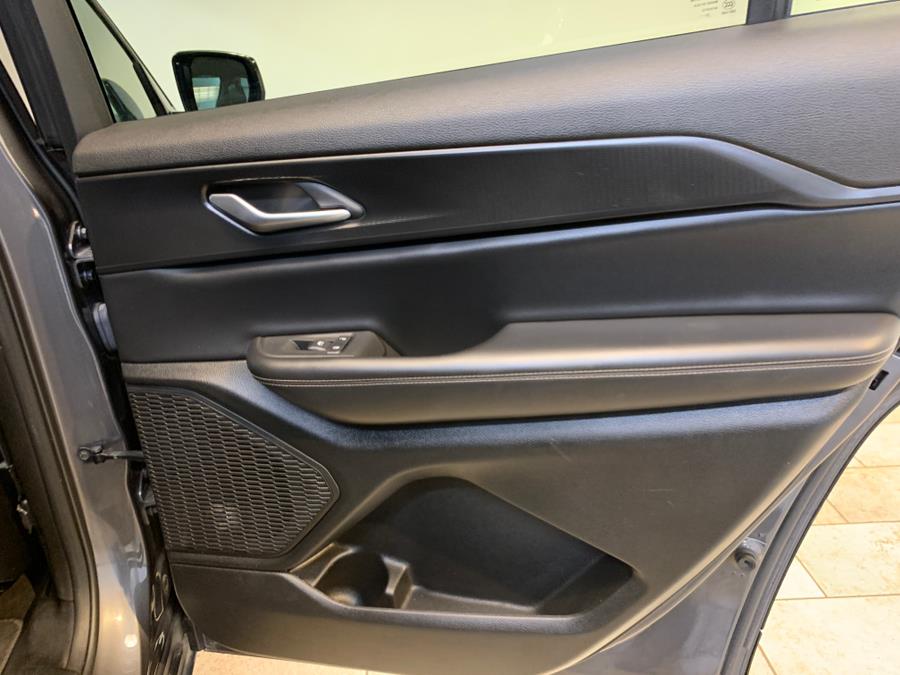 2023 Jeep Grand Cherokee L Altitude 4x4, available for sale in Lodi, New Jersey | European Auto Expo. Lodi, New Jersey 2023 Jeep Grand Cherokee L Altitude 4x4, available for sale in Lodi, New Jersey | European Auto Expo. Lodi, New Jersey