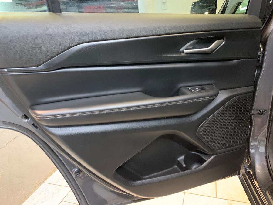 2023 Jeep Grand Cherokee L Altitude 4x4, available for sale in Lodi, New Jersey | European Auto Expo. Lodi, New Jersey 2023 Jeep Grand Cherokee L Altitude 4x4, available for sale in Lodi, New Jersey | European Auto Expo. Lodi, New Jersey