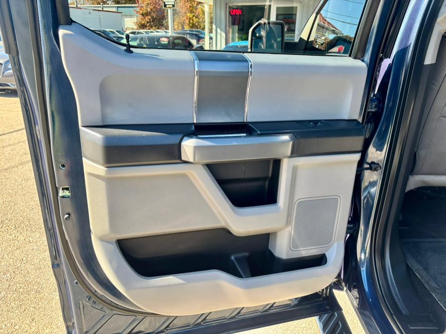 2016 Ford F-150 4WD SuperCrew 145" XLT, available for sale in South Windsor, Connecticut | Mike And Tony Auto Sales, Inc. South Windsor, Connecticut 2016 Ford F-150 4WD SuperCrew 145" XLT, available for sale in South Windsor, Connecticut | Mike And Tony Auto Sales, Inc. South Windsor, Connecticut