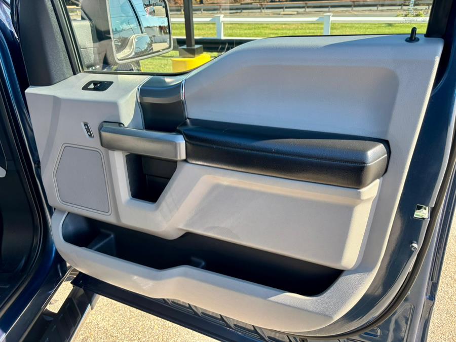 2016 Ford F-150 4WD SuperCrew 145" XLT, available for sale in South Windsor, Connecticut | Mike And Tony Auto Sales, Inc. South Windsor, Connecticut 2016 Ford F-150 4WD SuperCrew 145" XLT, available for sale in South Windsor, Connecticut | Mike And Tony Auto Sales, Inc. South Windsor, Connecticut