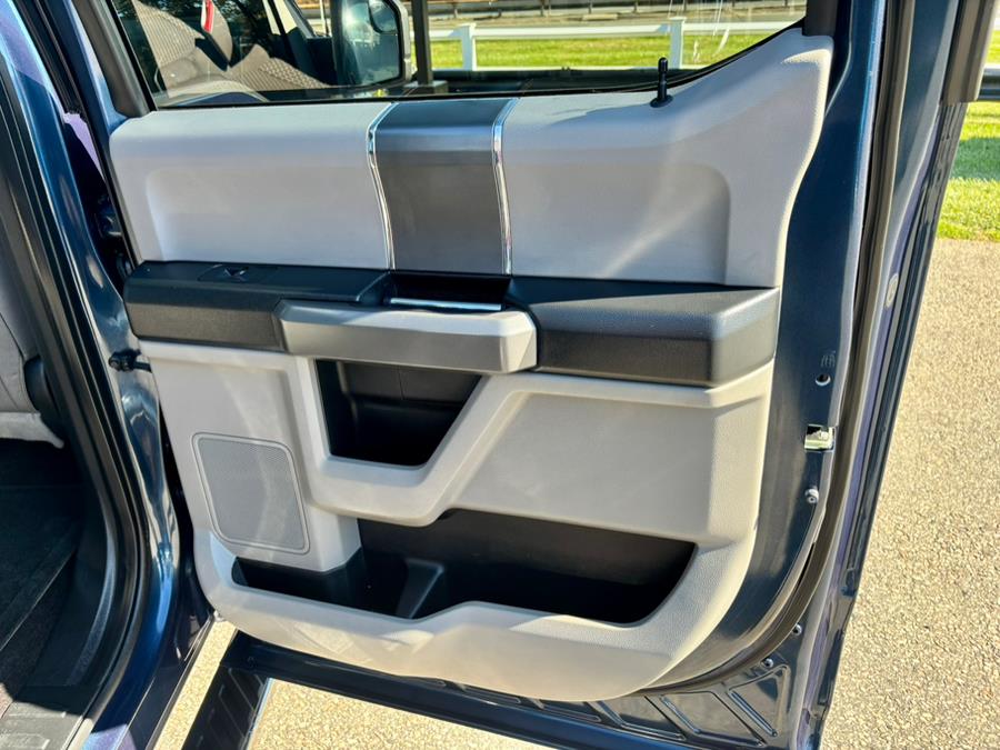 2016 Ford F-150 4WD SuperCrew 145" XLT, available for sale in South Windsor, Connecticut | Mike And Tony Auto Sales, Inc. South Windsor, Connecticut 2016 Ford F-150 4WD SuperCrew 145" XLT, available for sale in South Windsor, Connecticut | Mike And Tony Auto Sales, Inc. South Windsor, Connecticut