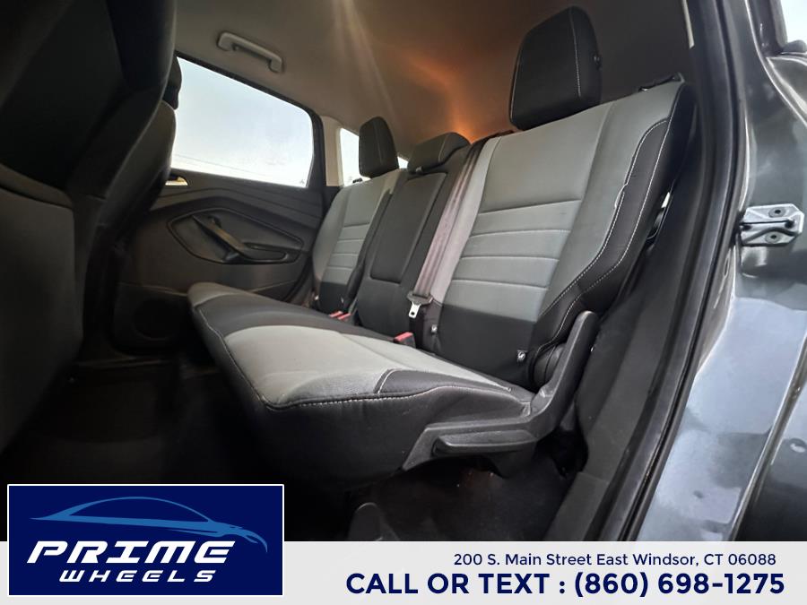 2016 Ford Escape 4WD 4dr SE, available for sale in East Windsor, Connecticut | Prime Wheels. East Windsor, Connecticut 2016 Ford Escape 4WD 4dr SE, available for sale in East Windsor, Connecticut | Prime Wheels. East Windsor, Connecticut