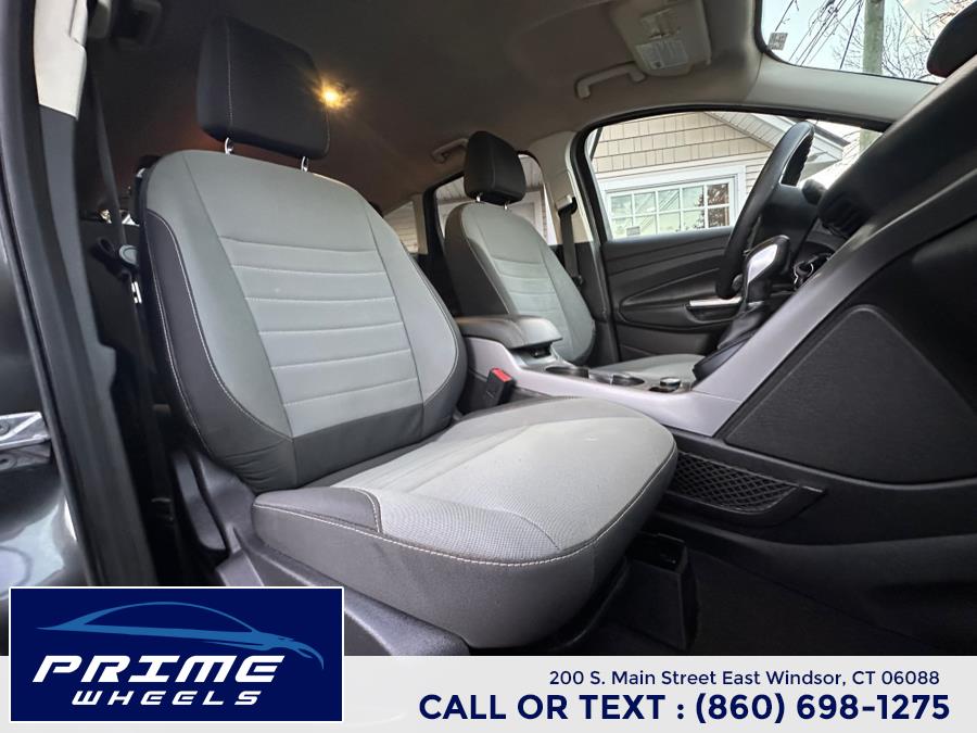 2016 Ford Escape 4WD 4dr SE, available for sale in East Windsor, Connecticut | Prime Wheels. East Windsor, Connecticut 2016 Ford Escape 4WD 4dr SE, available for sale in East Windsor, Connecticut | Prime Wheels. East Windsor, Connecticut