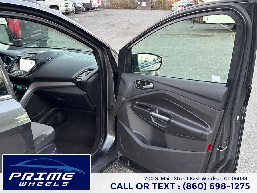 2016 Ford Escape 4WD 4dr SE, available for sale in East Windsor, Connecticut | Prime Wheels. East Windsor, Connecticut 2016 Ford Escape 4WD 4dr SE, available for sale in East Windsor, Connecticut | Prime Wheels. East Windsor, Connecticut