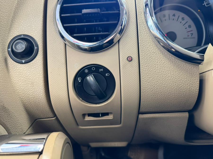 2006 Ford Explorer 4dr 114" WB 4.0L Eddie Bauer 4WD, available for sale in Inwood, New York | 5 Towns Drive. Inwood, New York 2006 Ford Explorer 4dr 114" WB 4.0L Eddie Bauer 4WD, available for sale in Inwood, New York | 5 Towns Drive. Inwood, New York