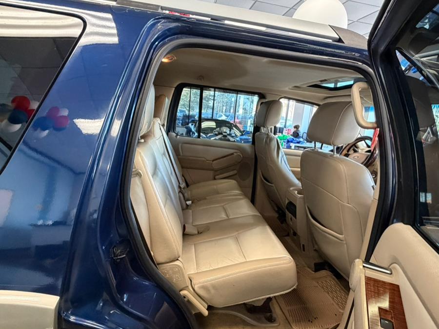2006 Ford Explorer 4dr 114" WB 4.0L Eddie Bauer 4WD, available for sale in Inwood, New York | 5 Towns Drive. Inwood, New York 2006 Ford Explorer 4dr 114" WB 4.0L Eddie Bauer 4WD, available for sale in Inwood, New York | 5 Towns Drive. Inwood, New York