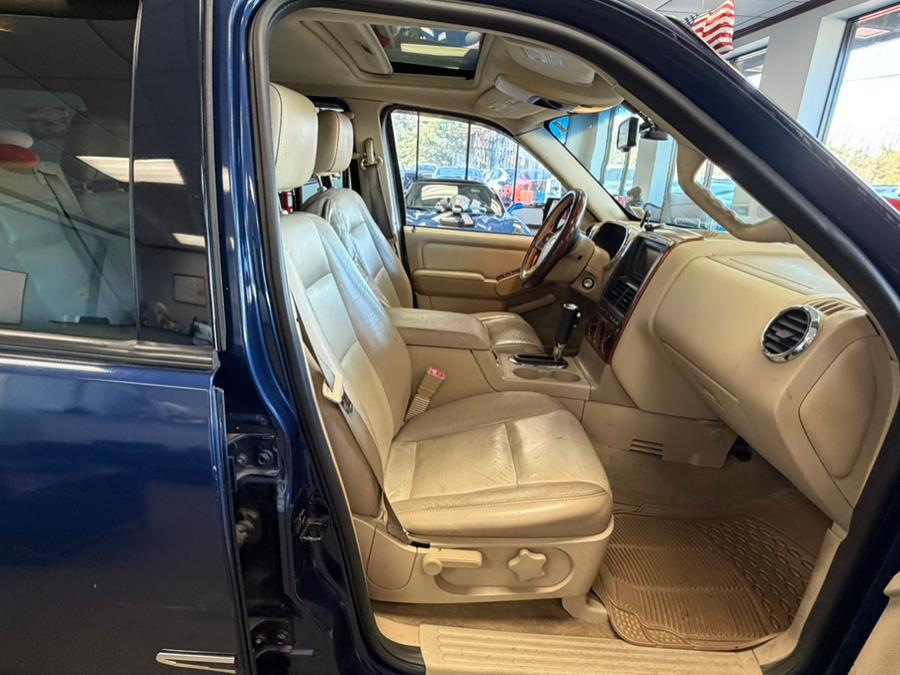 2006 Ford Explorer 4dr 114" WB 4.0L Eddie Bauer 4WD, available for sale in Inwood, New York | 5 Towns Drive. Inwood, New York 2006 Ford Explorer 4dr 114" WB 4.0L Eddie Bauer 4WD, available for sale in Inwood, New York | 5 Towns Drive. Inwood, New York
