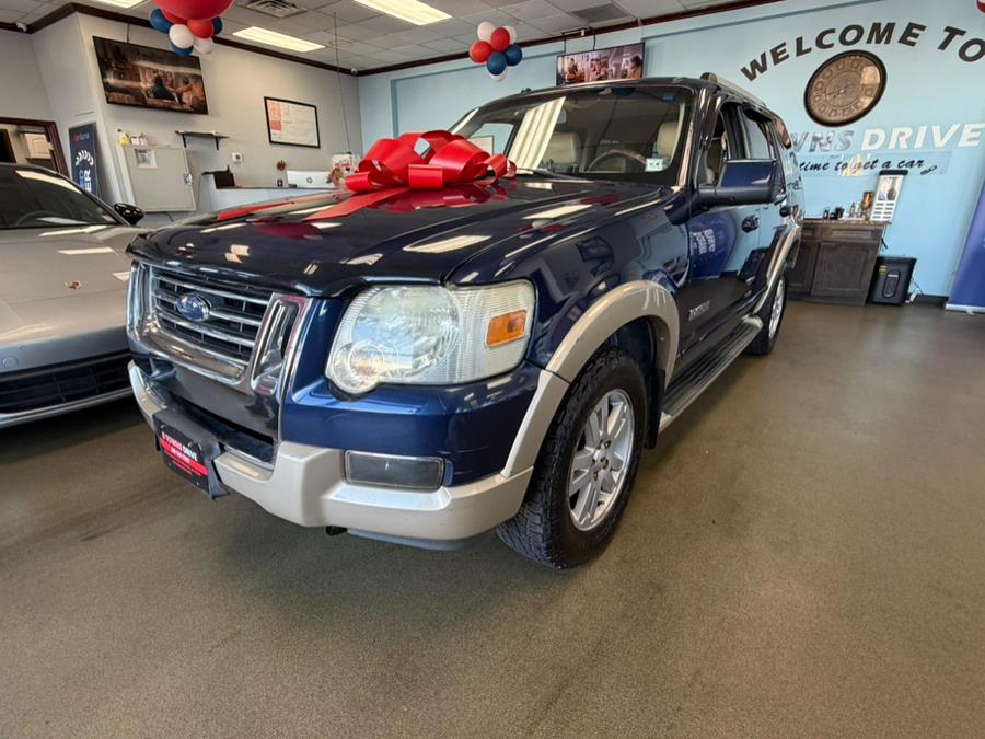 2006 Ford Explorer 4dr 114" WB 4.0L Eddie Bauer 4WD, available for sale in Inwood, New York | 5 Towns Drive. Inwood, New York 2006 Ford Explorer 4dr 114" WB 4.0L Eddie Bauer 4WD, available for sale in Inwood, New York | 5 Towns Drive. Inwood, New York