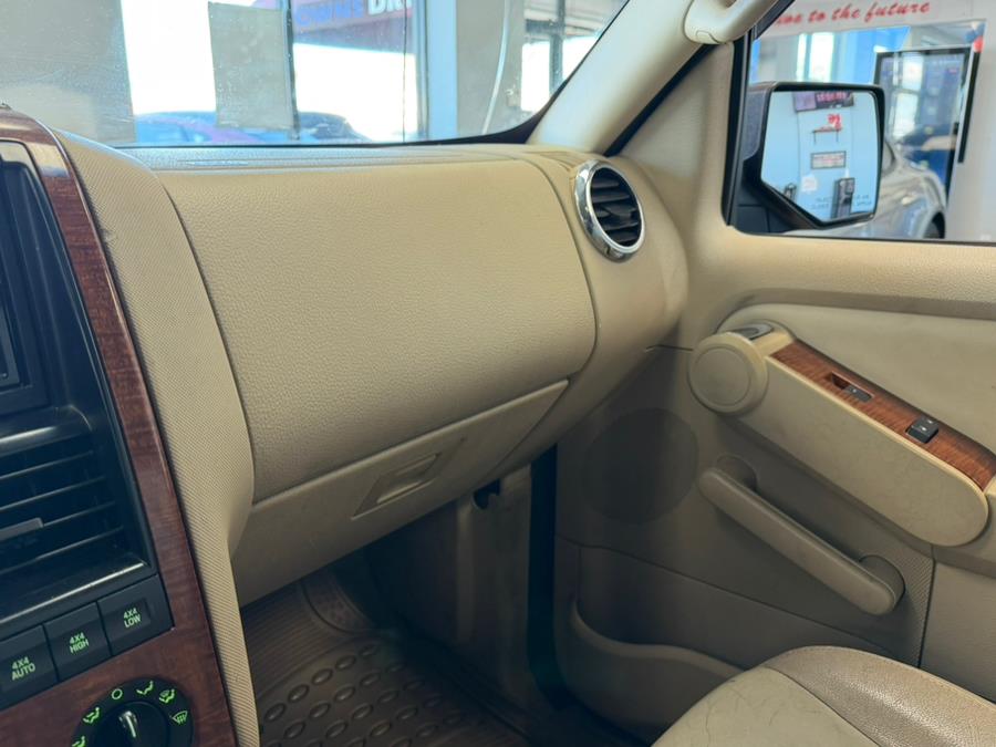 2006 Ford Explorer 4dr 114" WB 4.0L Eddie Bauer 4WD, available for sale in Inwood, New York | 5 Towns Drive. Inwood, New York 2006 Ford Explorer 4dr 114" WB 4.0L Eddie Bauer 4WD, available for sale in Inwood, New York | 5 Towns Drive. Inwood, New York