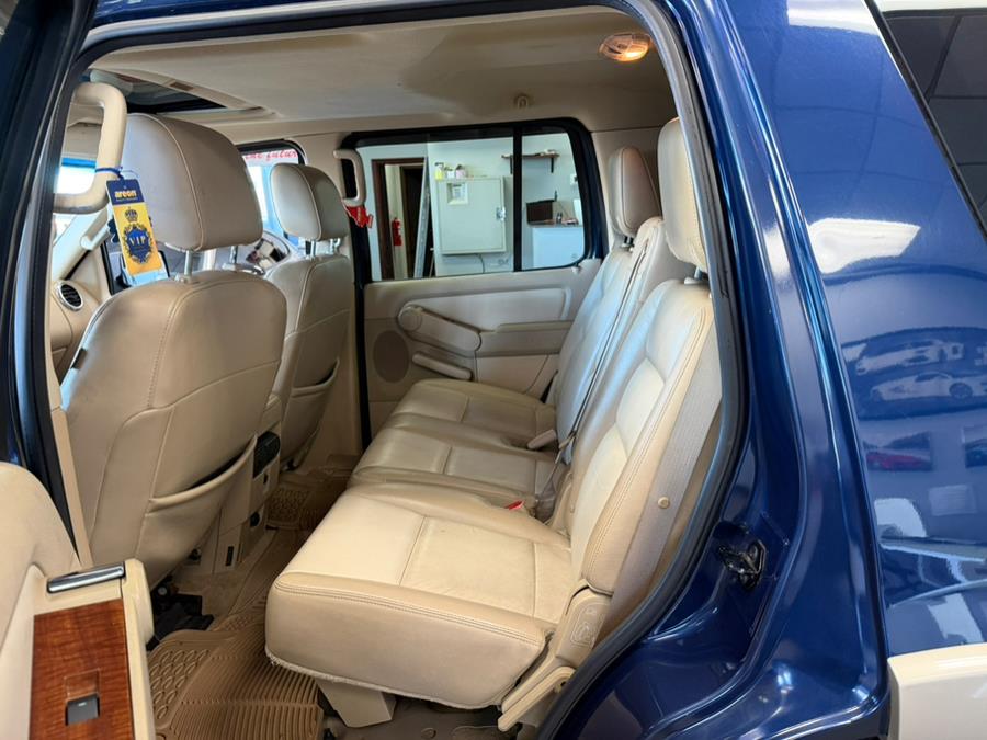 2006 Ford Explorer 4dr 114" WB 4.0L Eddie Bauer 4WD, available for sale in Inwood, New York | 5 Towns Drive. Inwood, New York 2006 Ford Explorer 4dr 114" WB 4.0L Eddie Bauer 4WD, available for sale in Inwood, New York | 5 Towns Drive. Inwood, New York